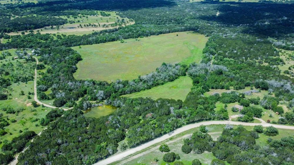 1100 cr 2440 Street Iredell, TX 76649