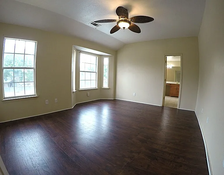 4426 Harpers Ferry Drive Grand Prairie, TX 75052