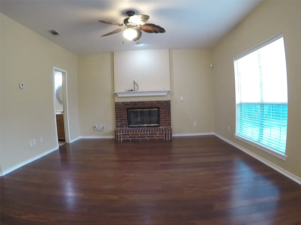 4426 Harpers Ferry Drive Grand Prairie, TX 75052