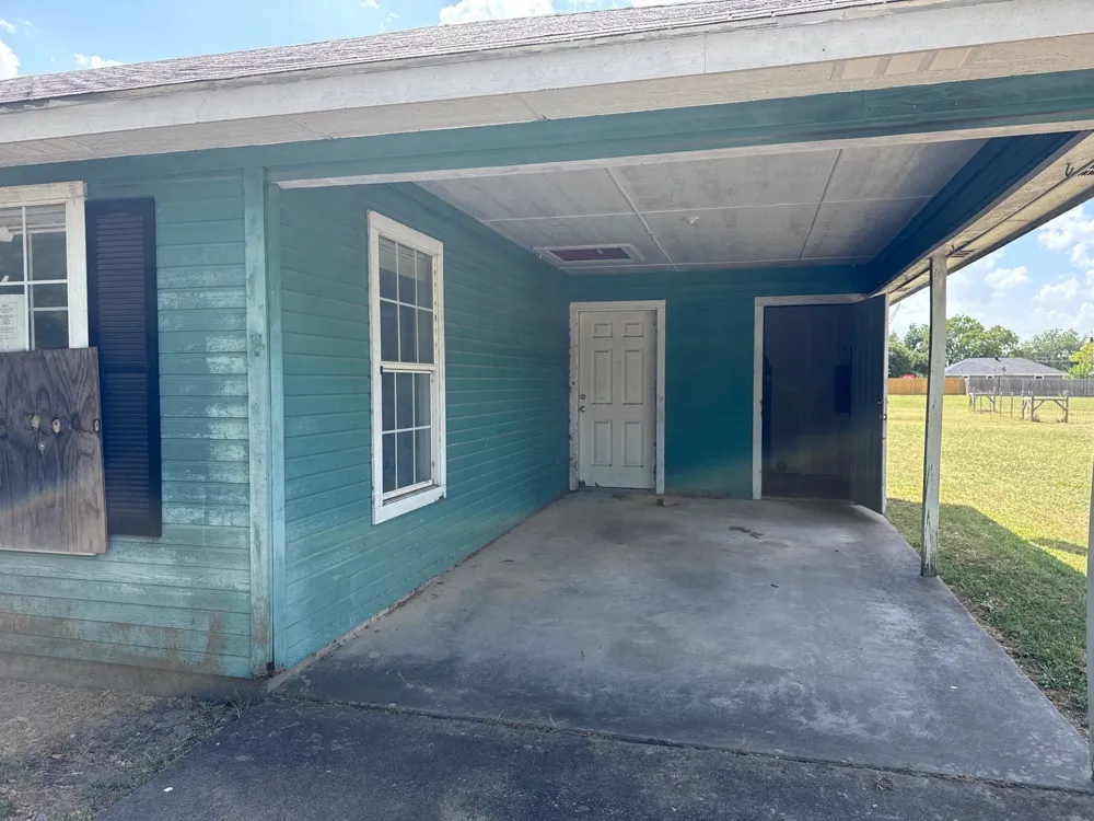 605 Oldham Street Bonham, TX 75418