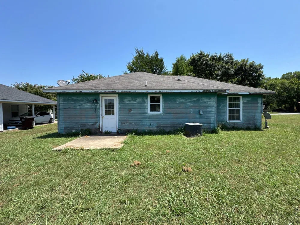 605 Oldham Street Bonham, TX 75418
