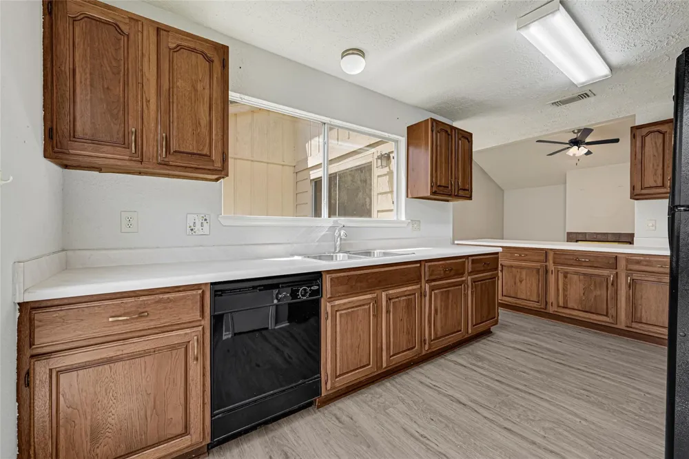 7314 Addicks Clodine Road Houston, TX 77083