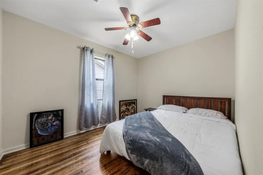 1913 Thonig Road Houston, TX 77055
