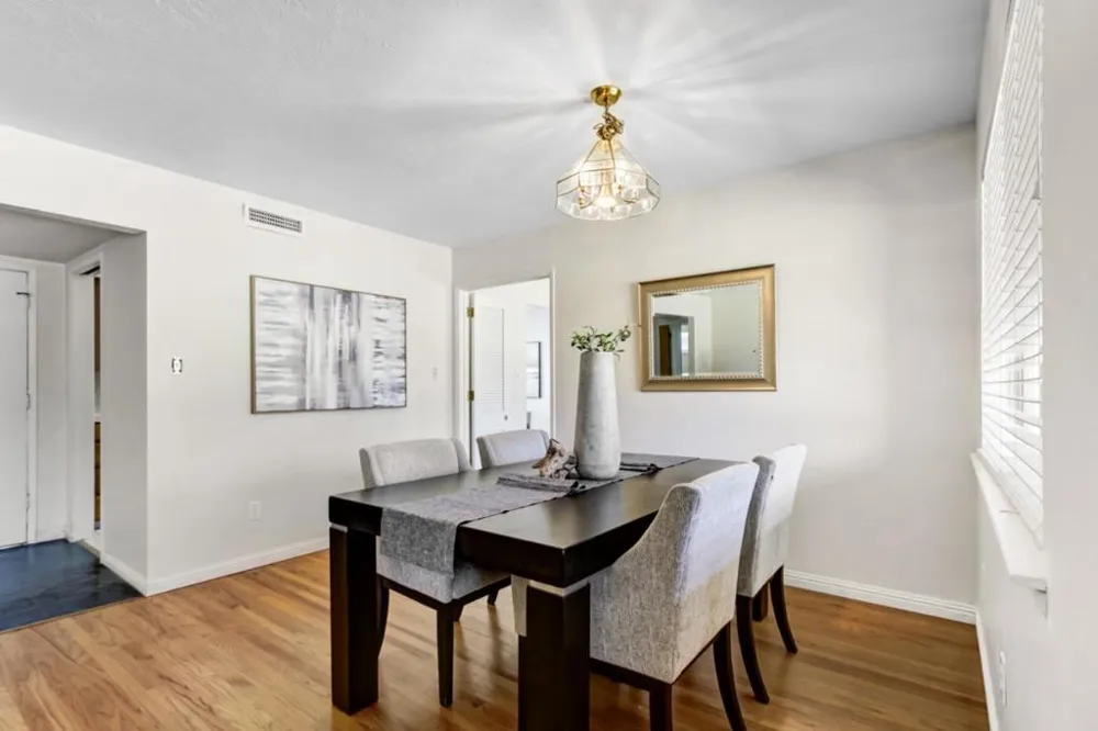 2724 Doris Court Carmichael, CA 95608