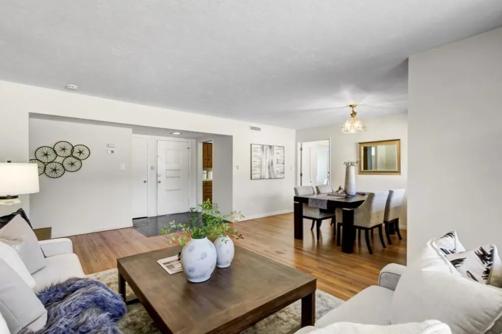 2724 Doris Court Carmichael, CA 95608