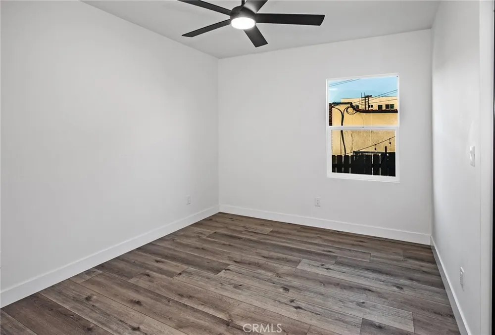 216 Park View Street Los Angeles, CA 90026