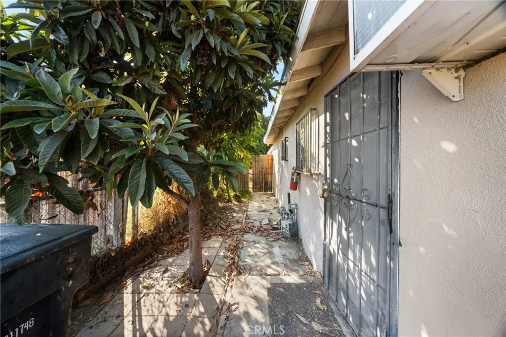 1575 S Tippecanoe San Bernardino, CA 92408