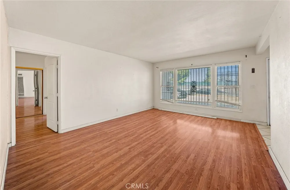 1575 S Tippecanoe San Bernardino, CA 92408