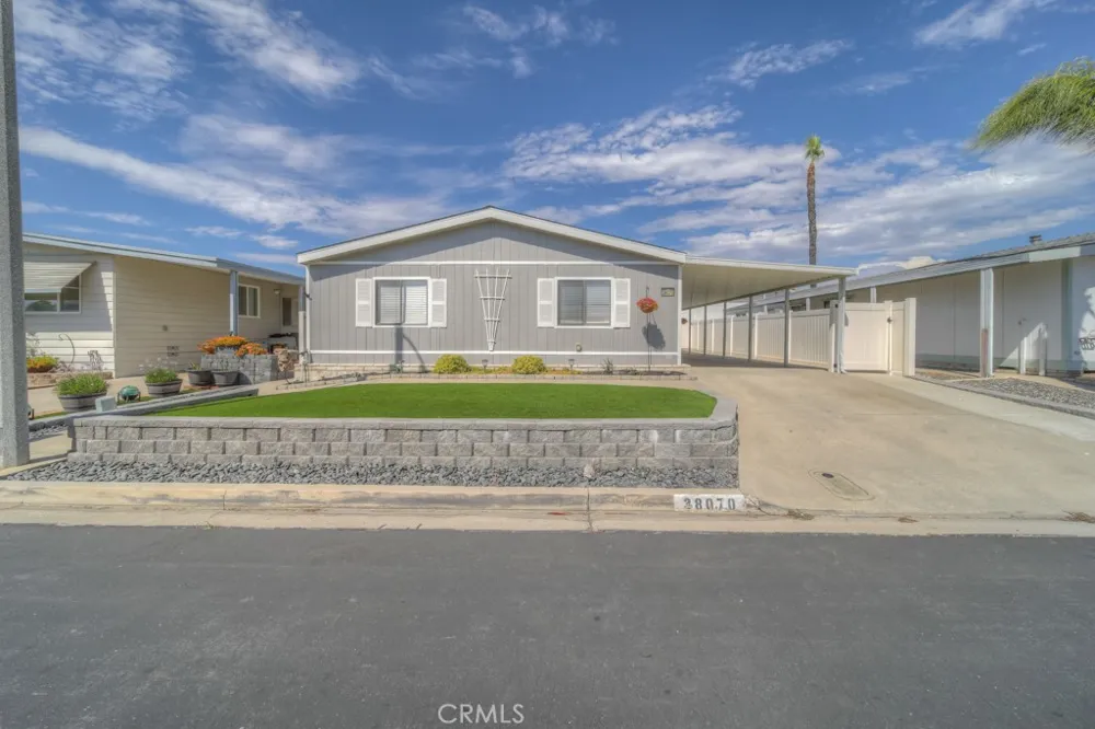 38070 Via La Colina Murrieta, CA 92563