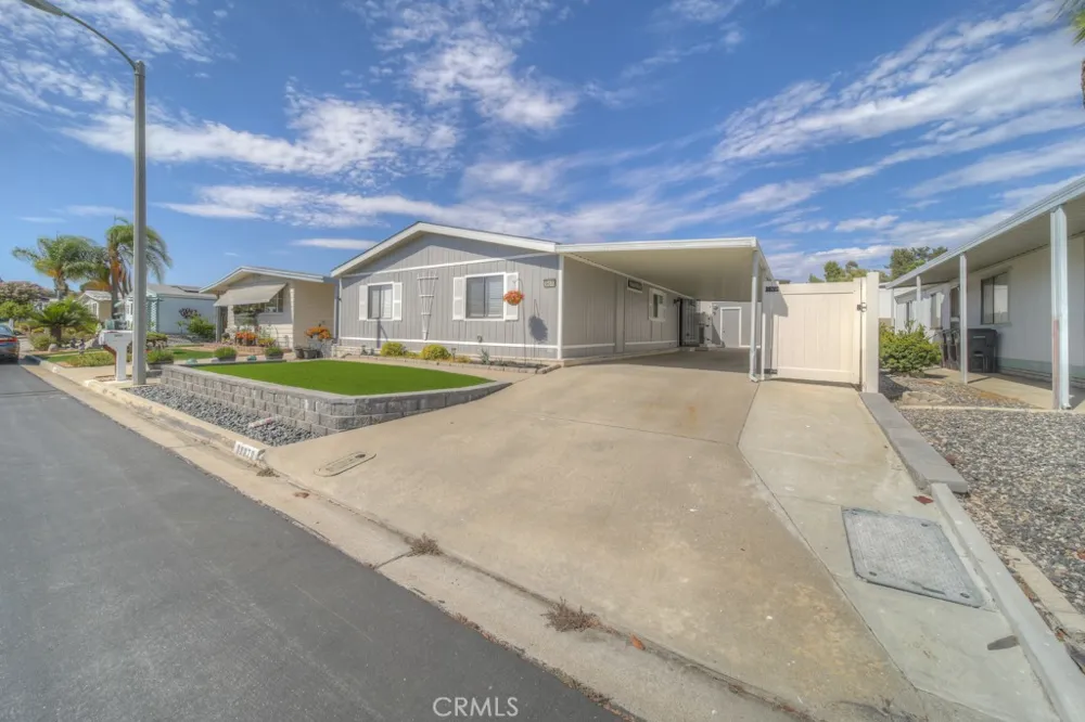 38070 Via La Colina Murrieta, CA 92563
