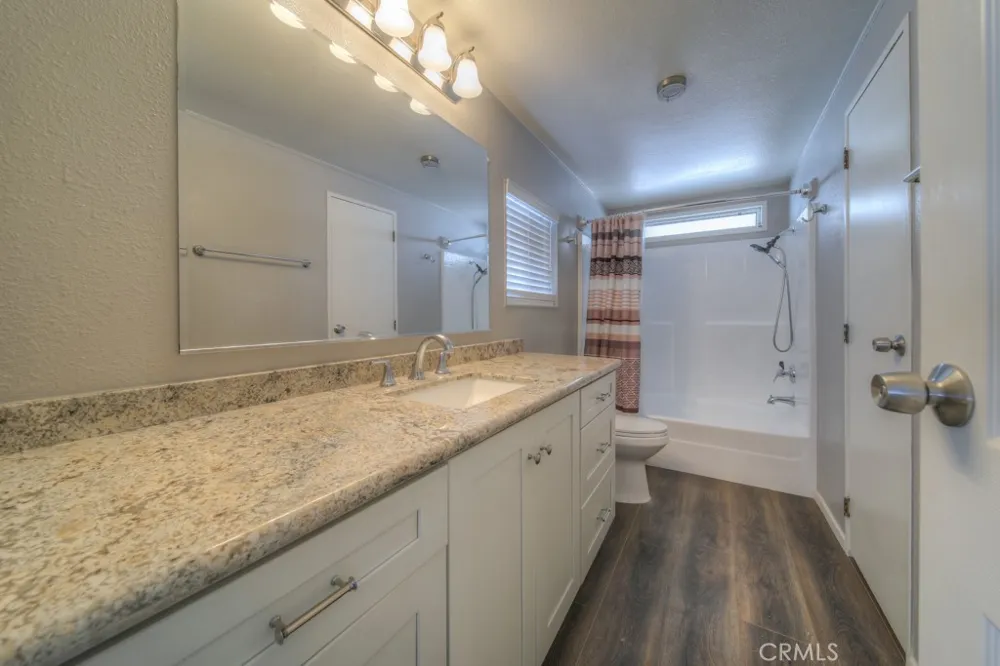 38070 Via La Colina Murrieta, CA 92563
