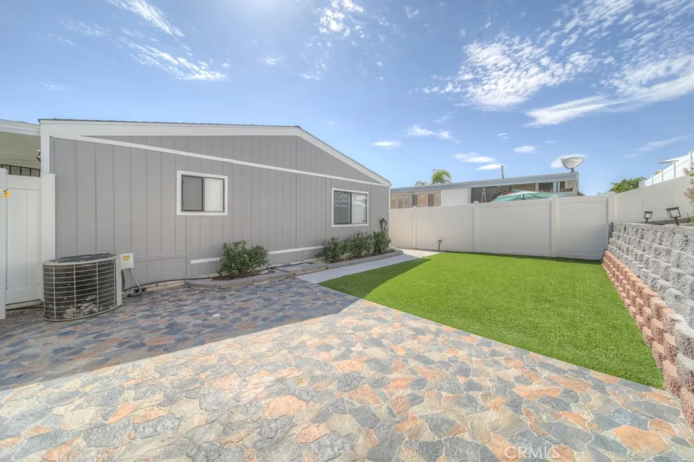 38070 Via La Colina Murrieta, CA 92563