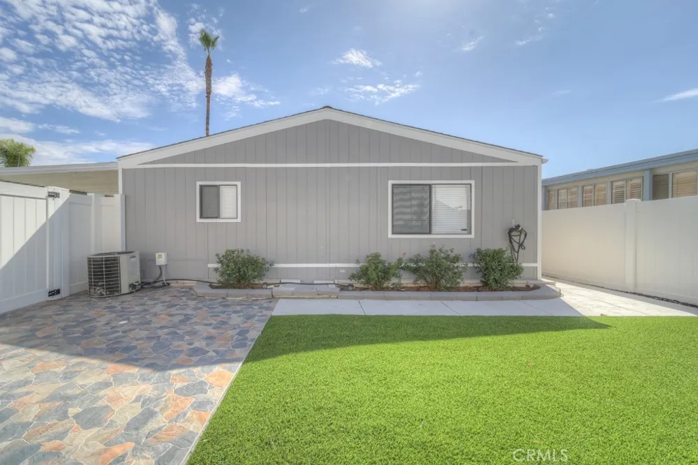 38070 Via La Colina Murrieta, CA 92563