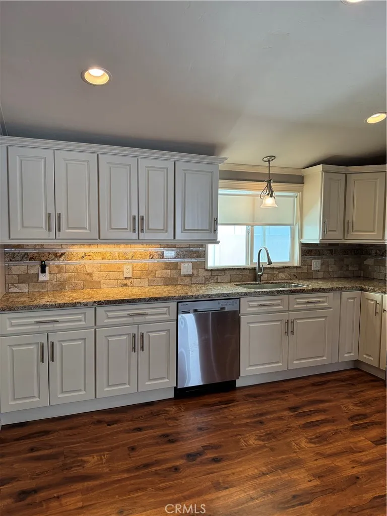 38070 Via La Colina Murrieta, CA 92563