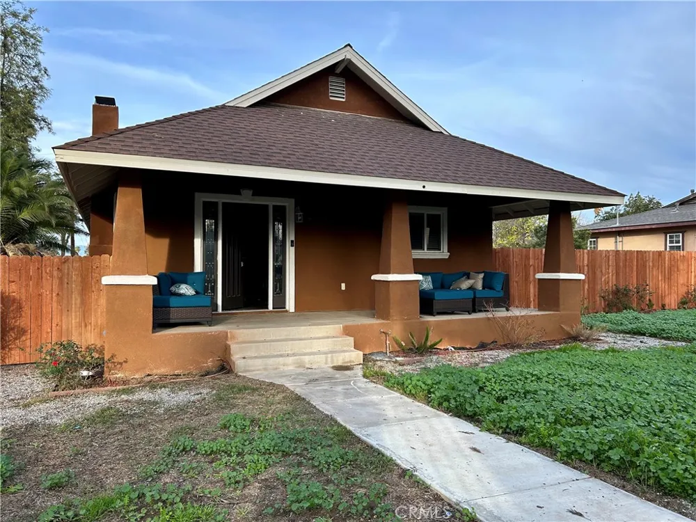 2795 Denton Street Riverside, CA 92507