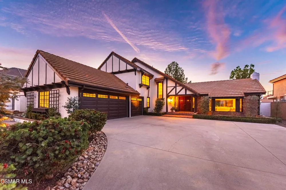 261 Scarborough Street Thousand Oaks, CA 91361