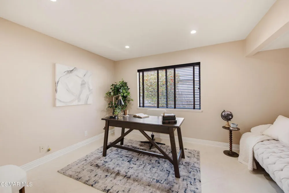 261 Scarborough Street Thousand Oaks, CA 91361