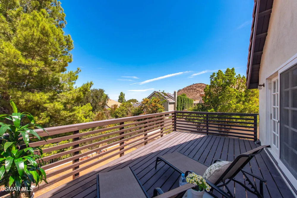 261 Scarborough Street Thousand Oaks, CA 91361