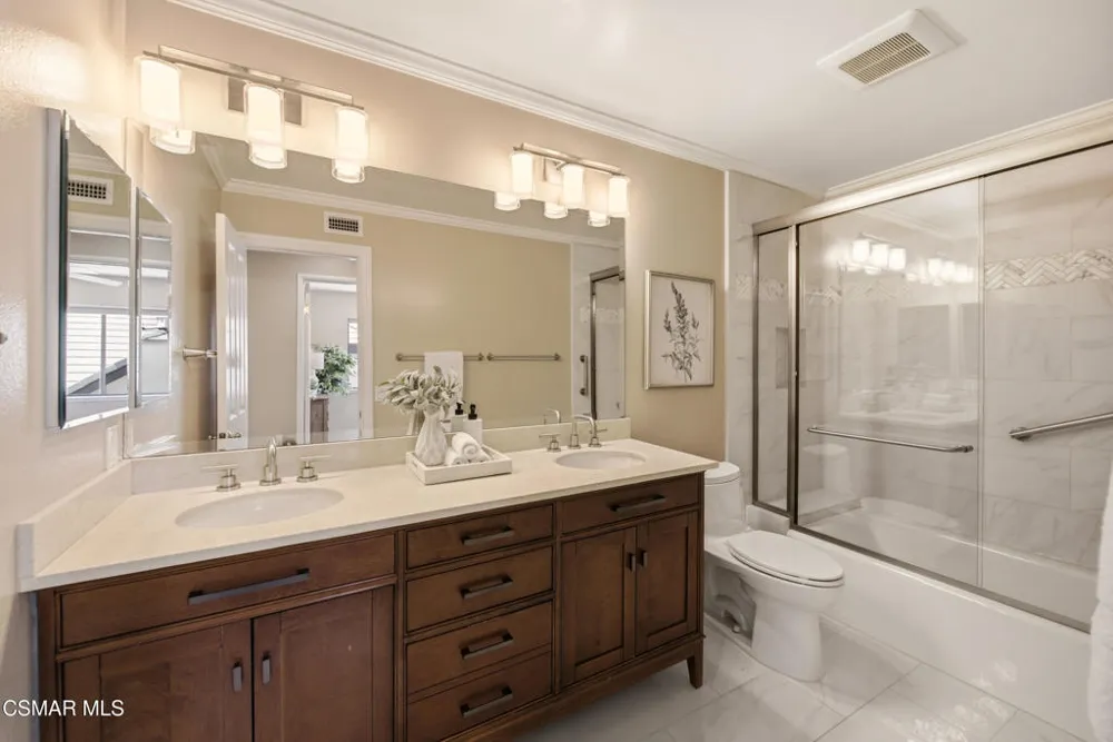 261 Scarborough Street Thousand Oaks, CA 91361