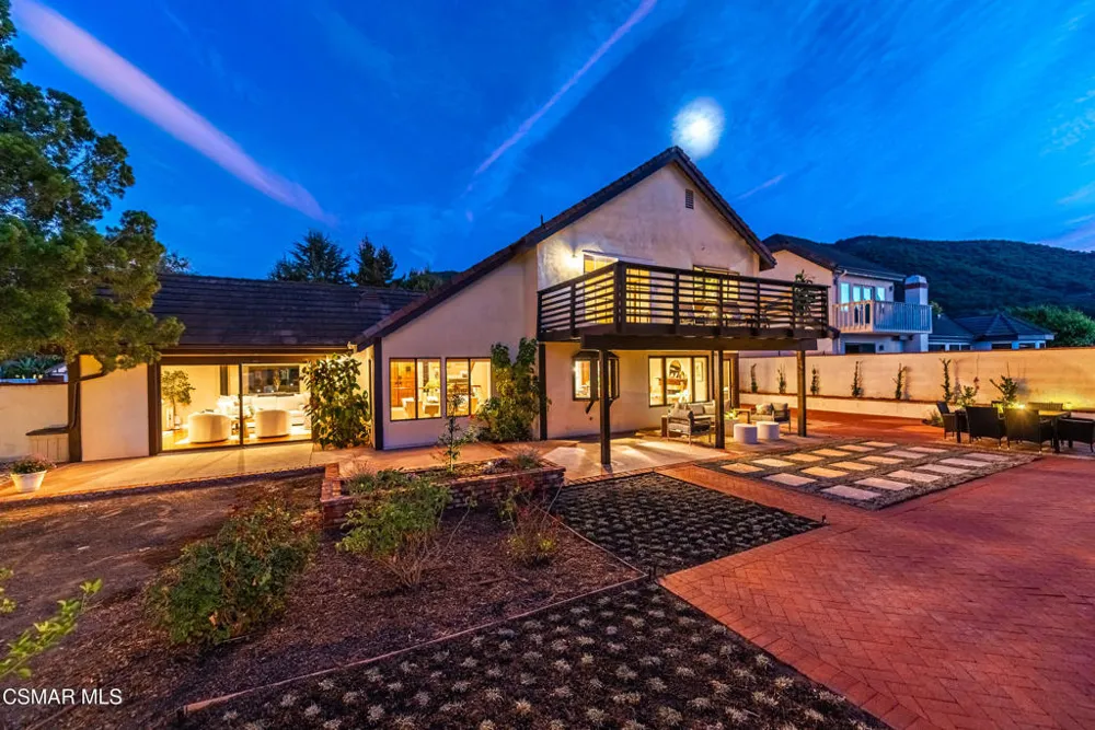 261 Scarborough Street Thousand Oaks, CA 91361