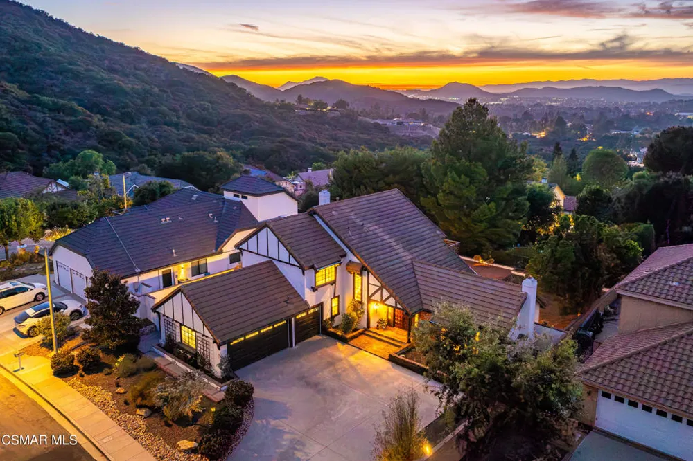 261 Scarborough Street Thousand Oaks, CA 91361