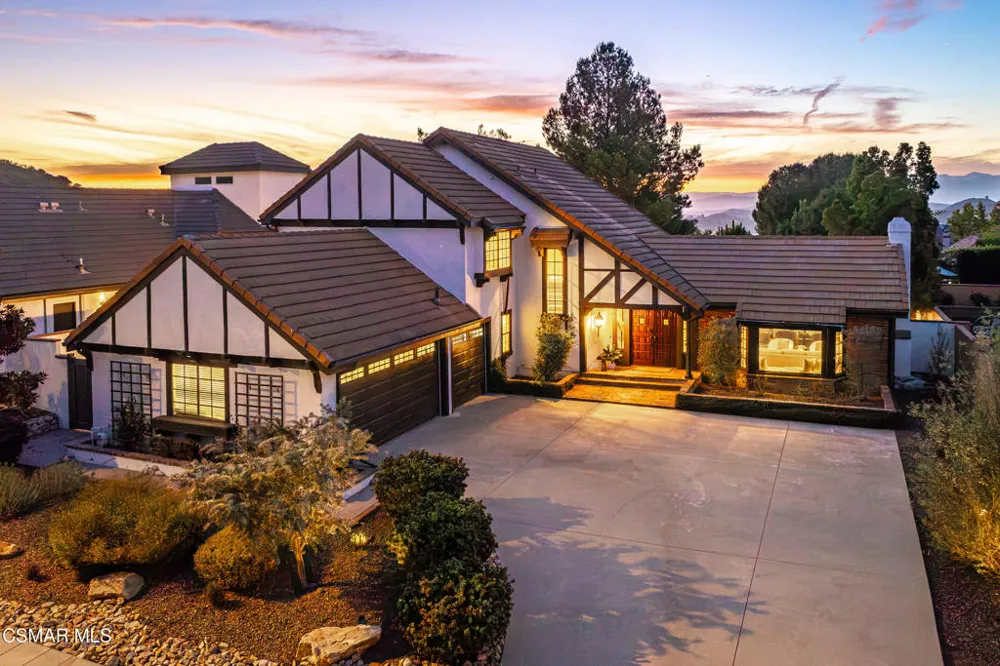 261 Scarborough Street Thousand Oaks, CA 91361