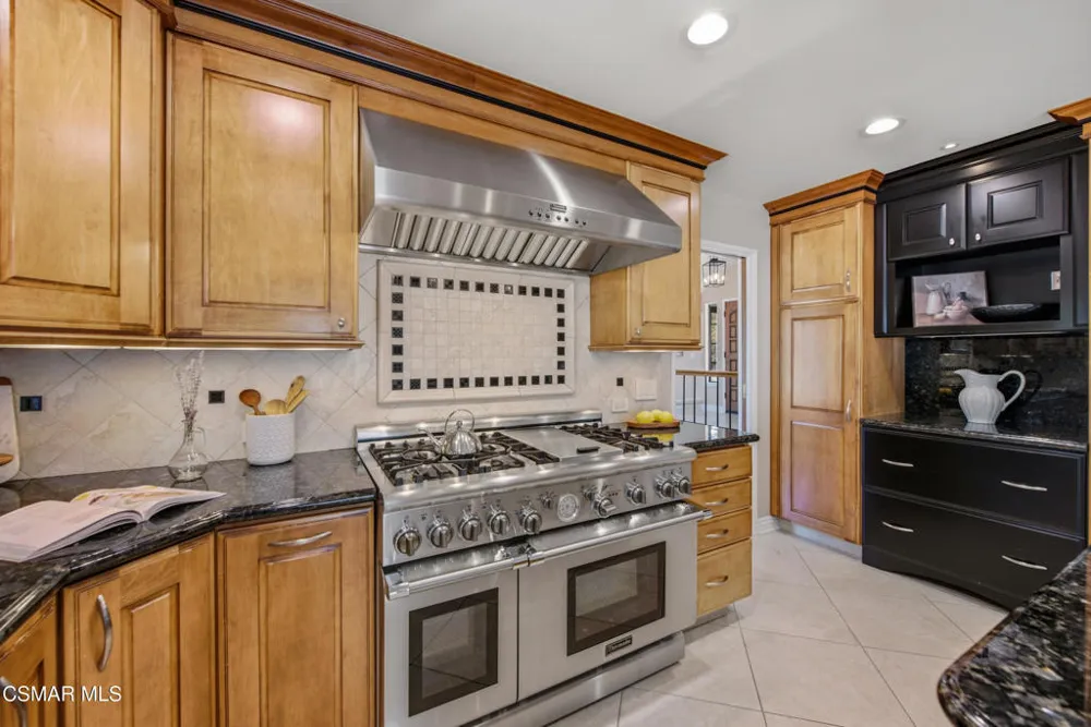 261 Scarborough Street Thousand Oaks, CA 91361