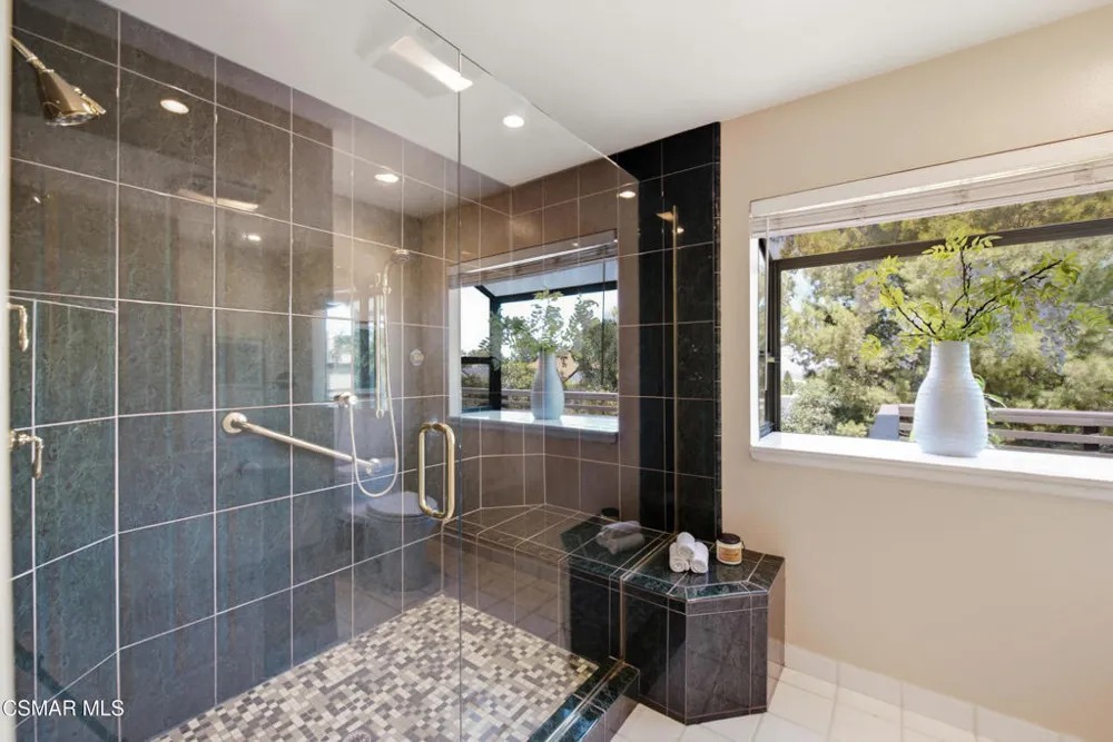 261 Scarborough Street Thousand Oaks, CA 91361