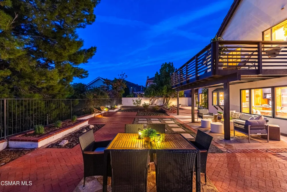 261 Scarborough Street Thousand Oaks, CA 91361