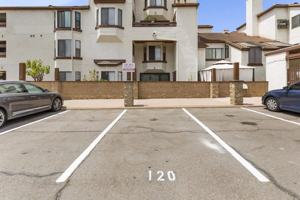 376 Center St. #311 Chula Vista, CA 91910