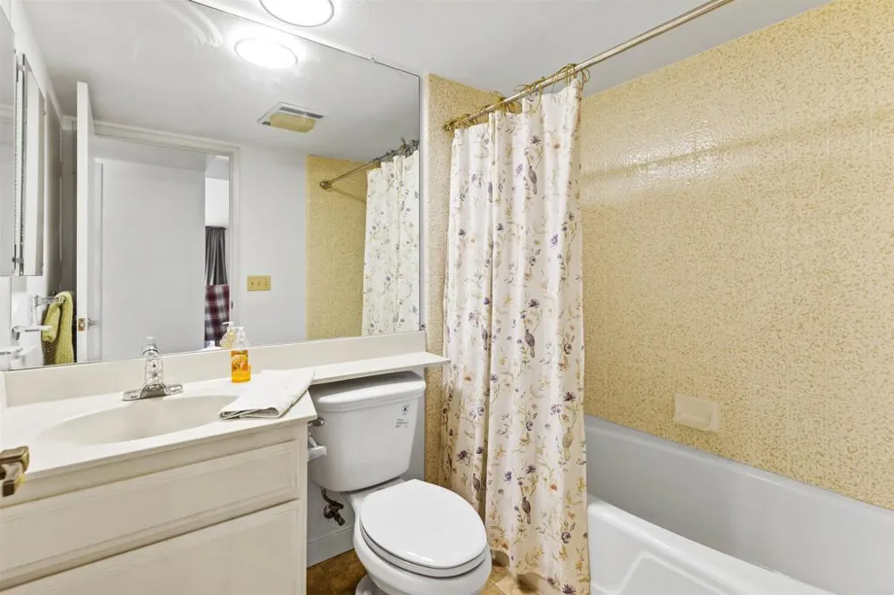 376 Center St. #311 Chula Vista, CA 91910