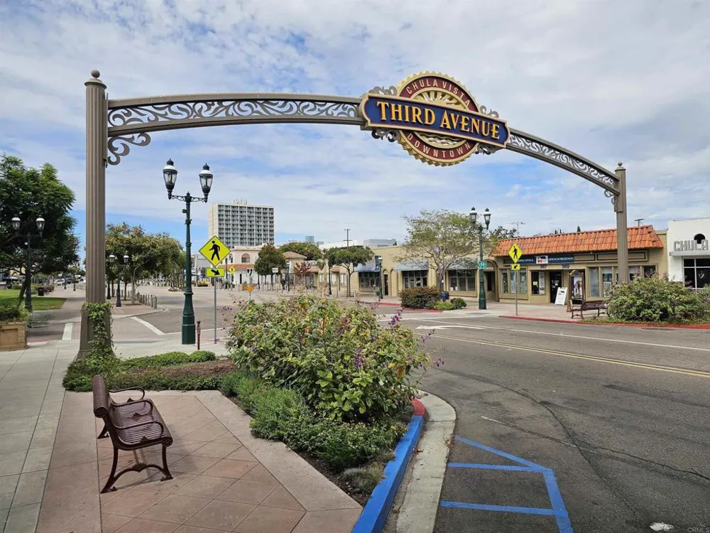 376 Center St. #311 Chula Vista, CA 91910