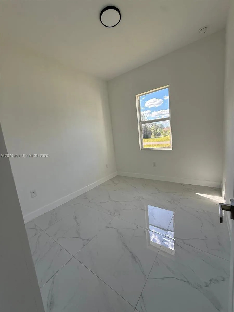 1832 Lindsay St Lehigh Acres, FL 33972