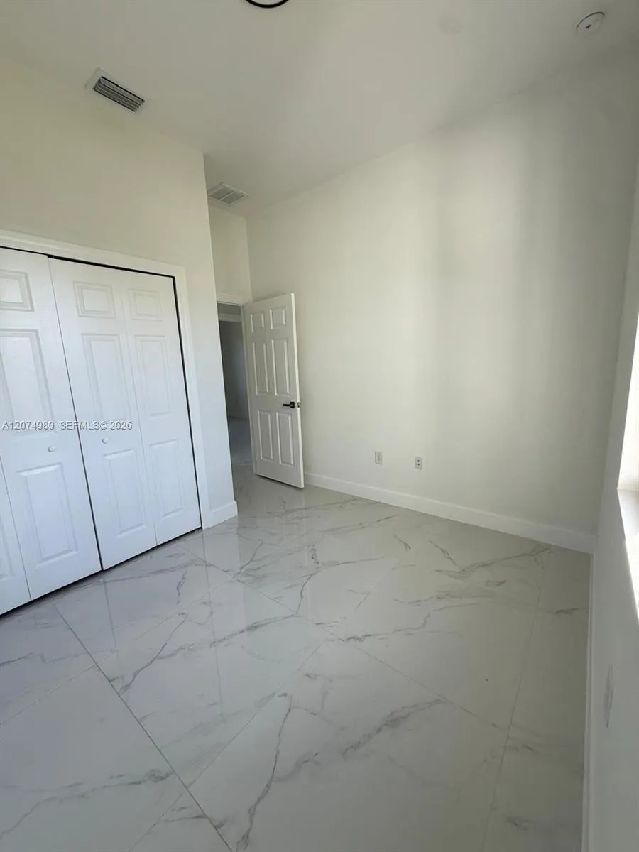 1832 Lindsay St Lehigh Acres, FL 33972