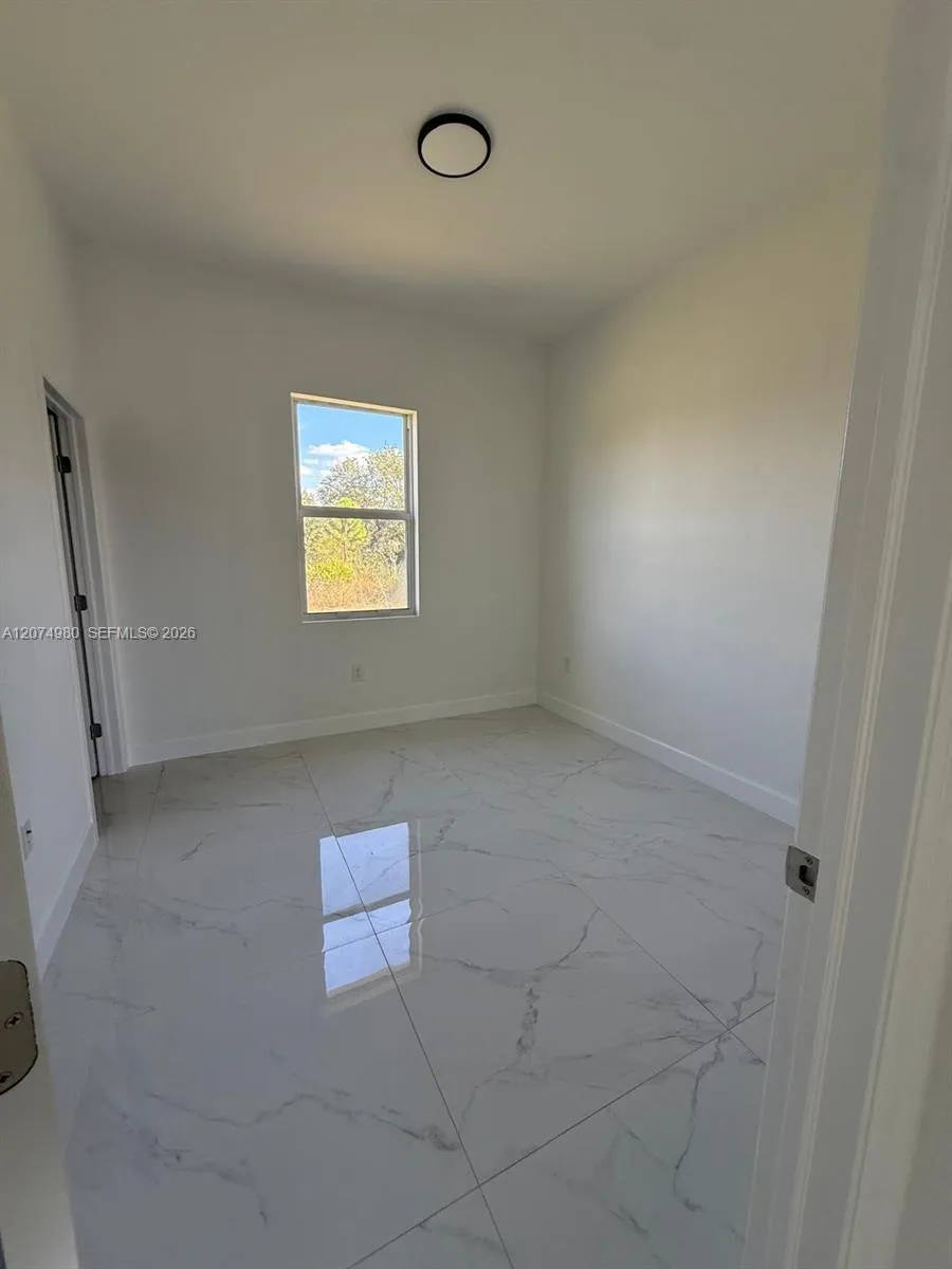1832 Lindsay St Lehigh Acres, FL 33972