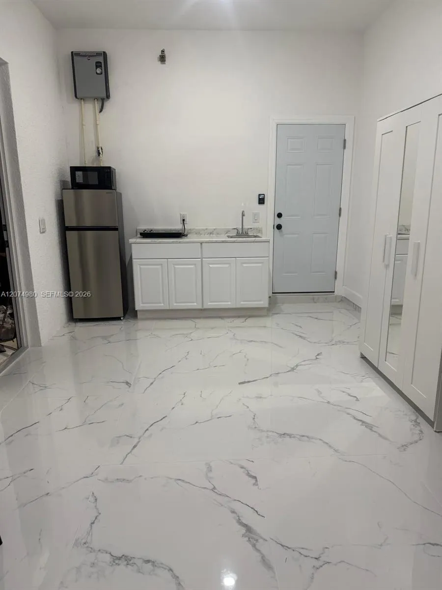 1832 Lindsay St Lehigh Acres, FL 33972