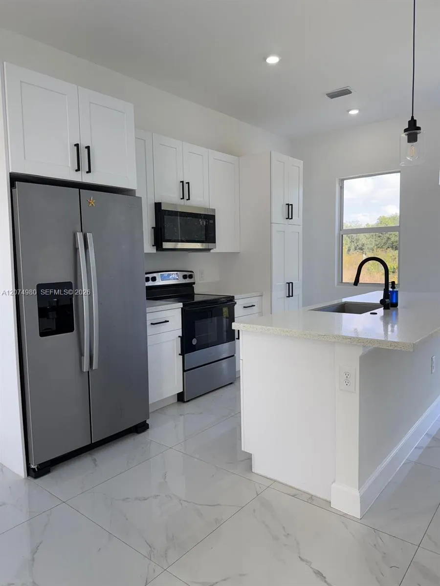 1832 Lindsay St Lehigh Acres, FL 33972