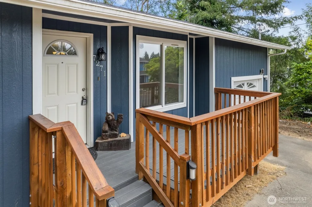 7271 E Patricia Street Port Orchard, WA 98366