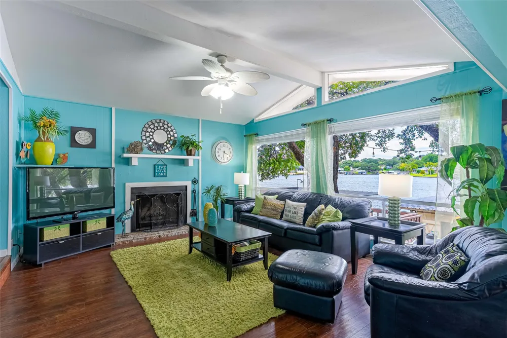 716 Sunrise Avenue Sunrise Beach, TX 78643