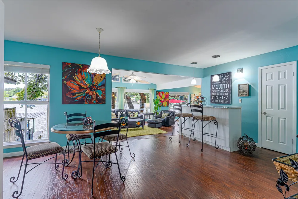 716 Sunrise Avenue Sunrise Beach, TX 78643