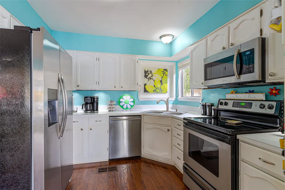 716 Sunrise Avenue Sunrise Beach, TX 78643
