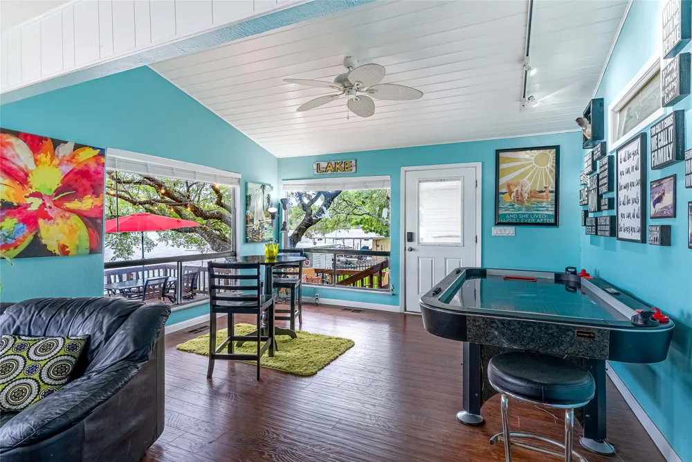 716 Sunrise Avenue Sunrise Beach, TX 78643