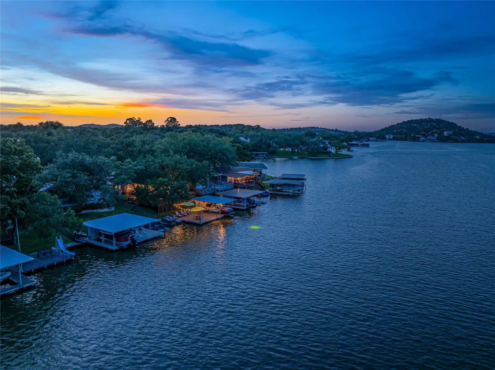 716 Sunrise Avenue Sunrise Beach, TX 78643