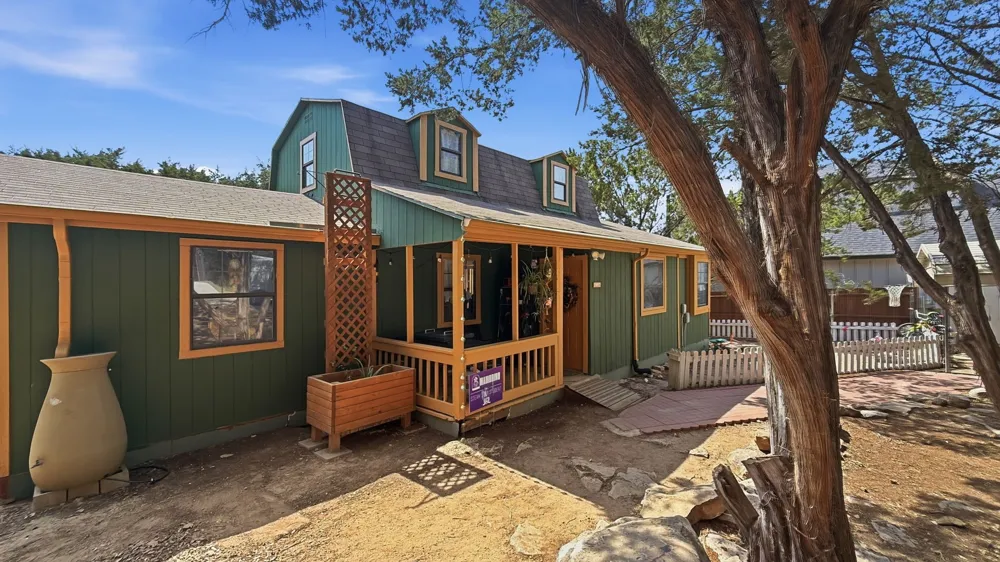 5716 San Jacinto Drive Granbury, TX 76048