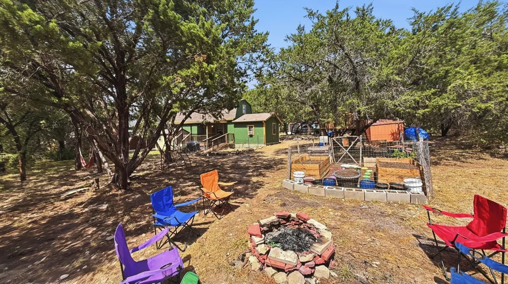 5716 San Jacinto Drive Granbury, TX 76048