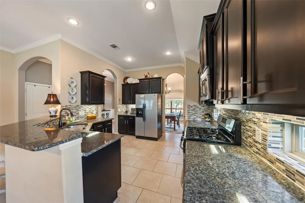 18306 Tacoma Ridge Drive Tomball, TX 77377