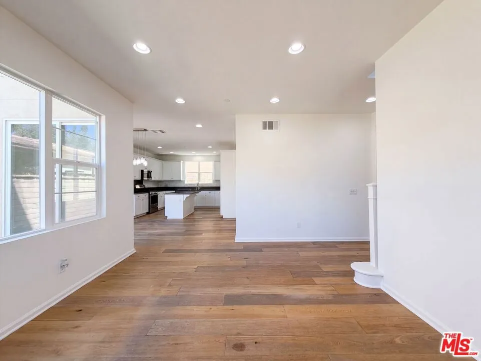 21981 Propello Drive Santa Clarita, CA 91350