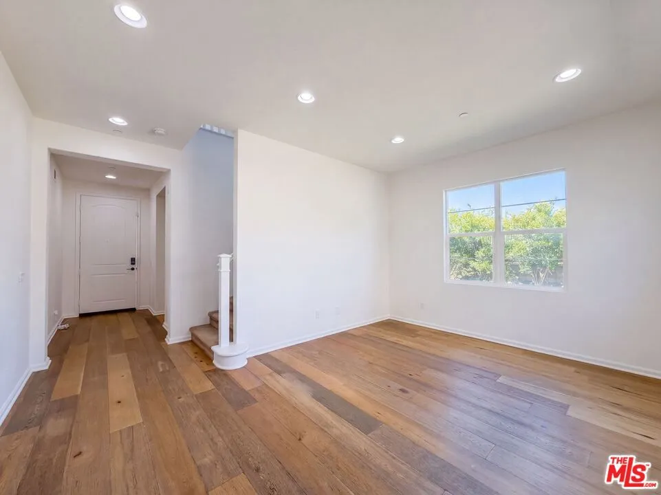 21981 Propello Drive Santa Clarita, CA 91350