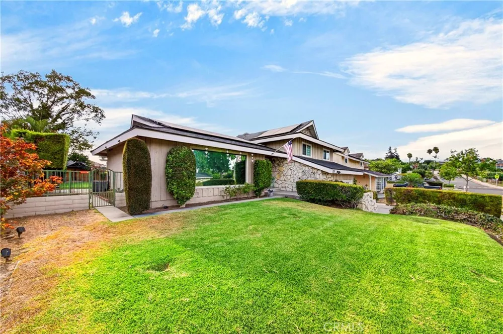 1701 Sunrise Fullerton, CA 92833