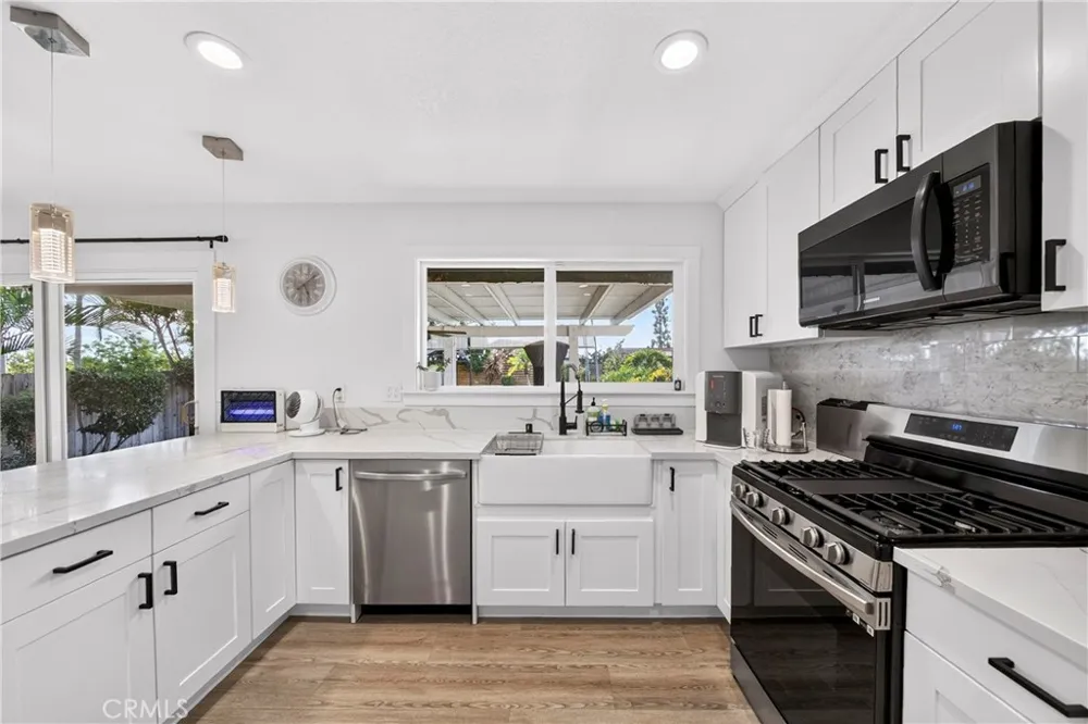 1701 Sunrise Fullerton, CA 92833